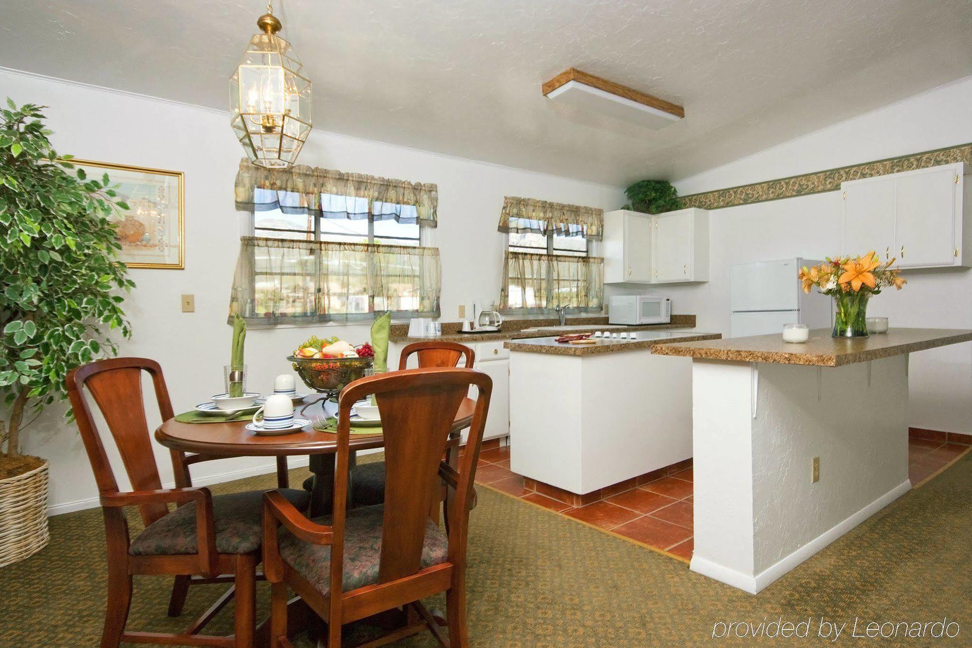 Americas Best Value Inn & Suites Bisbee Restaurant foto